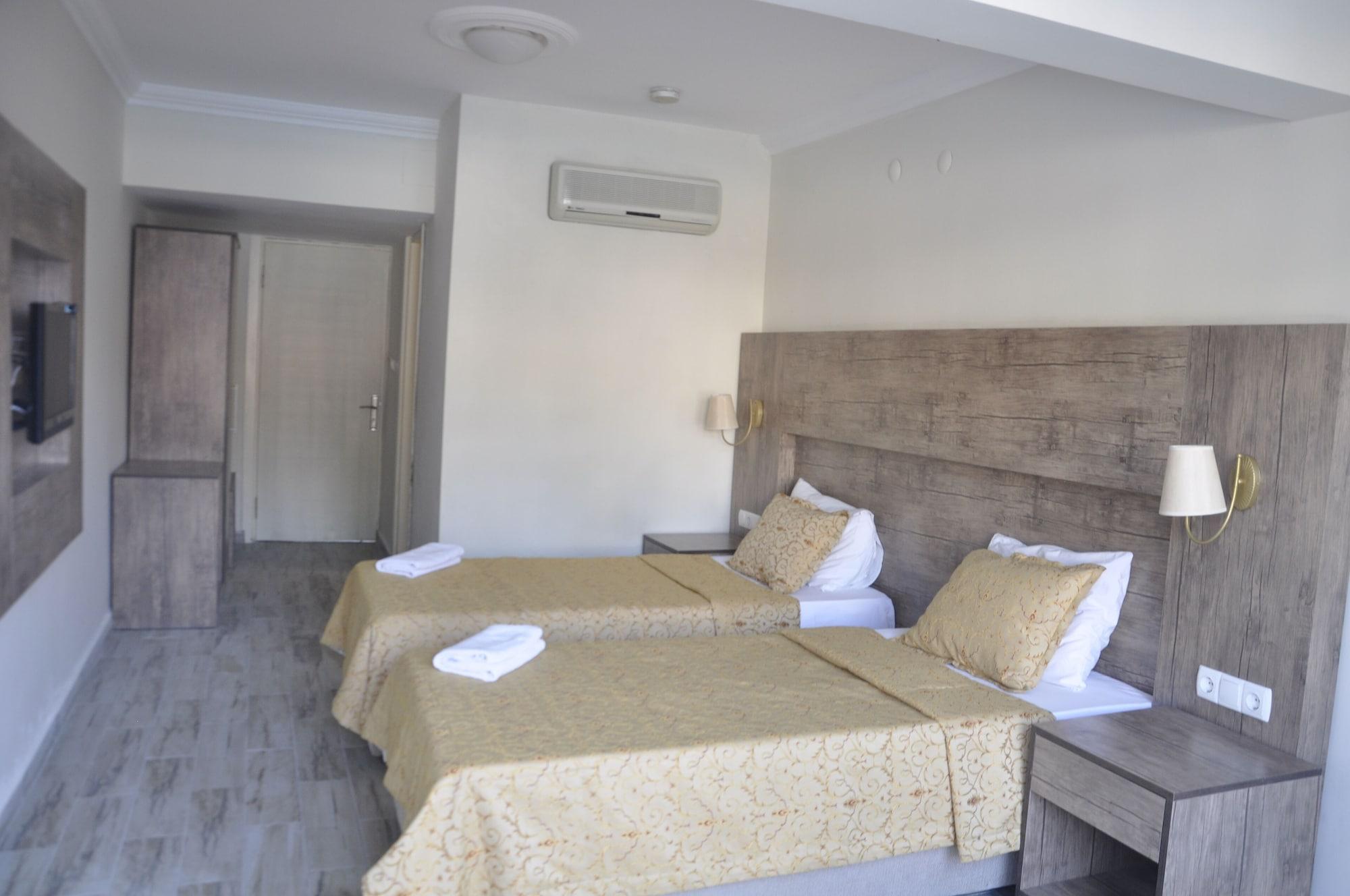 Delfi Spa&wellness Center 2*